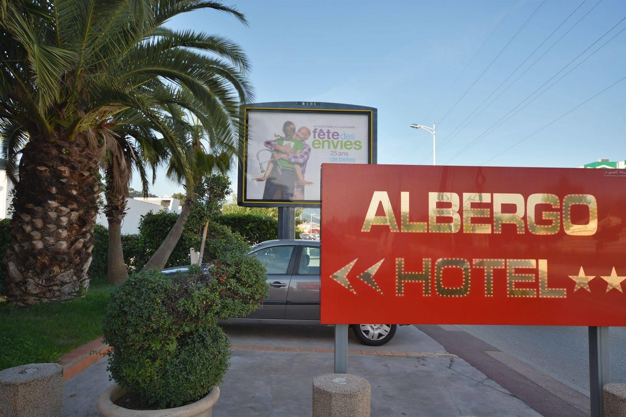 Albergo Hotel Saint-Laurent-du-Var Exterior photo